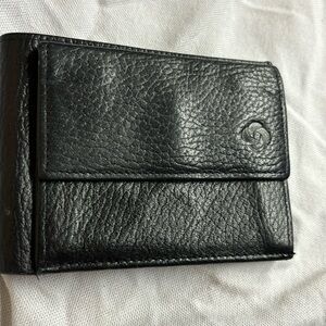 Great condition genuine leather multi functional wallet
